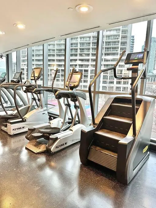 Lake View Apartment W/Parking! Toronto 0*,  Canada