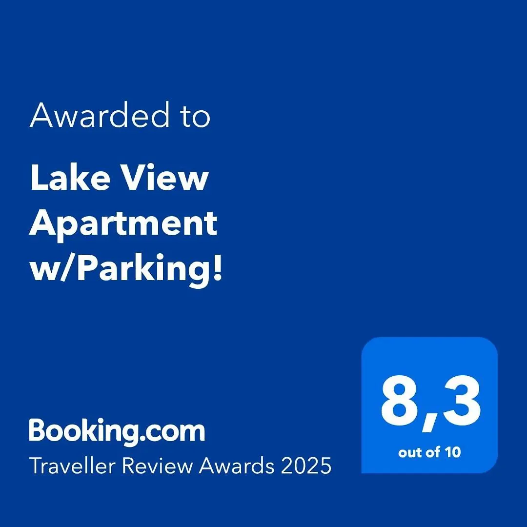 Lake View Apartment W/Parking! Toronto